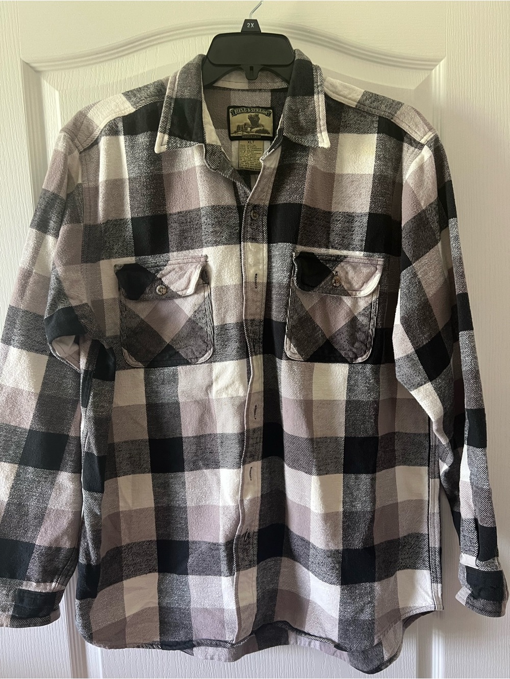 Field & Stream Black and Gray Plaid Flannel Shirt Jacket